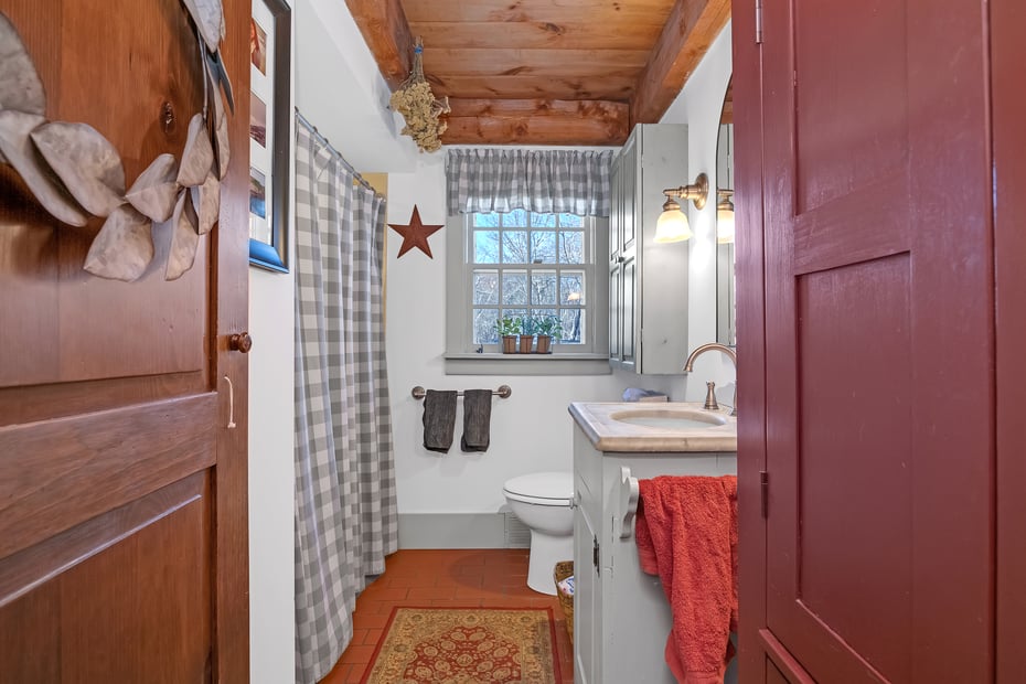 49 Upper Road Photo 30