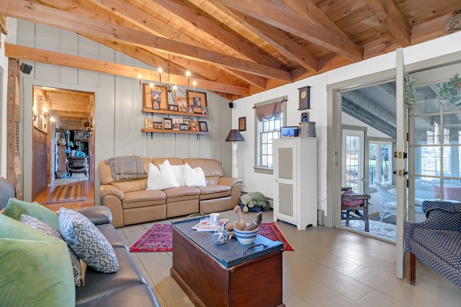 49 Upper Road Photo 32