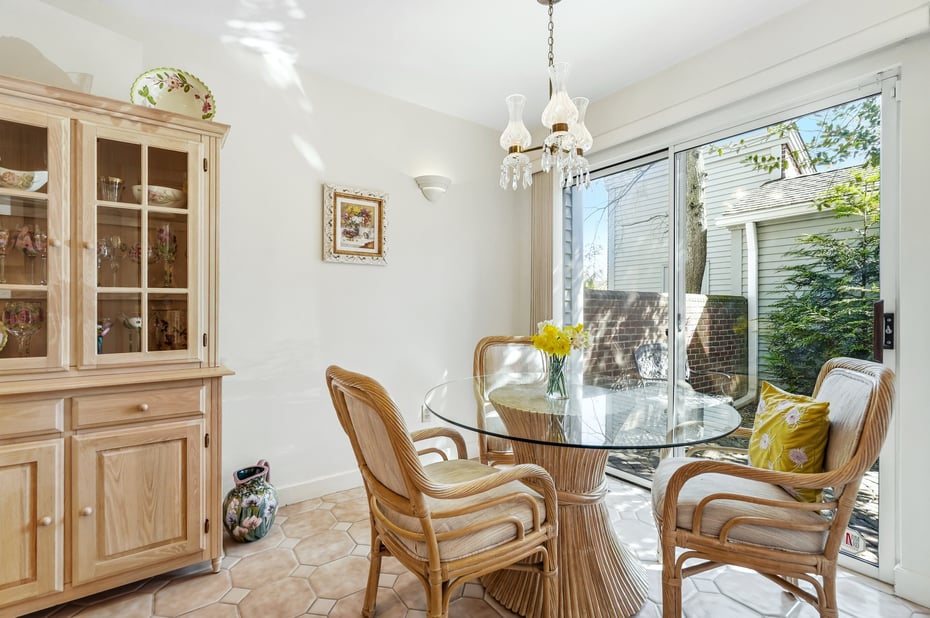35 Waterside Close Photo 11