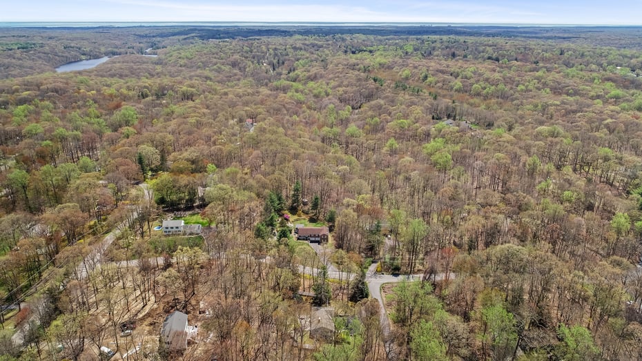 34 Glen Drive Photo 9