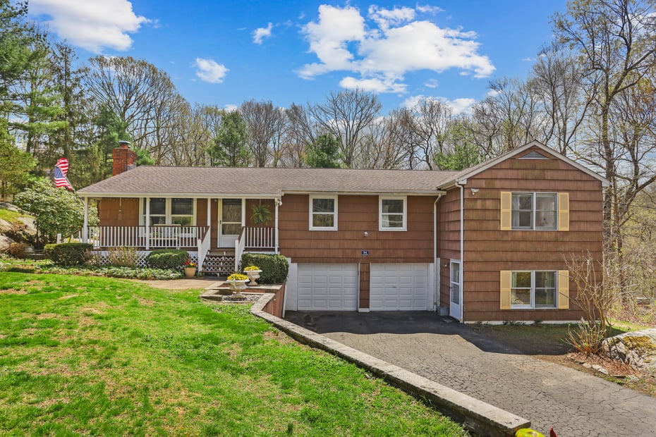 34 Glen Drive Photo 4