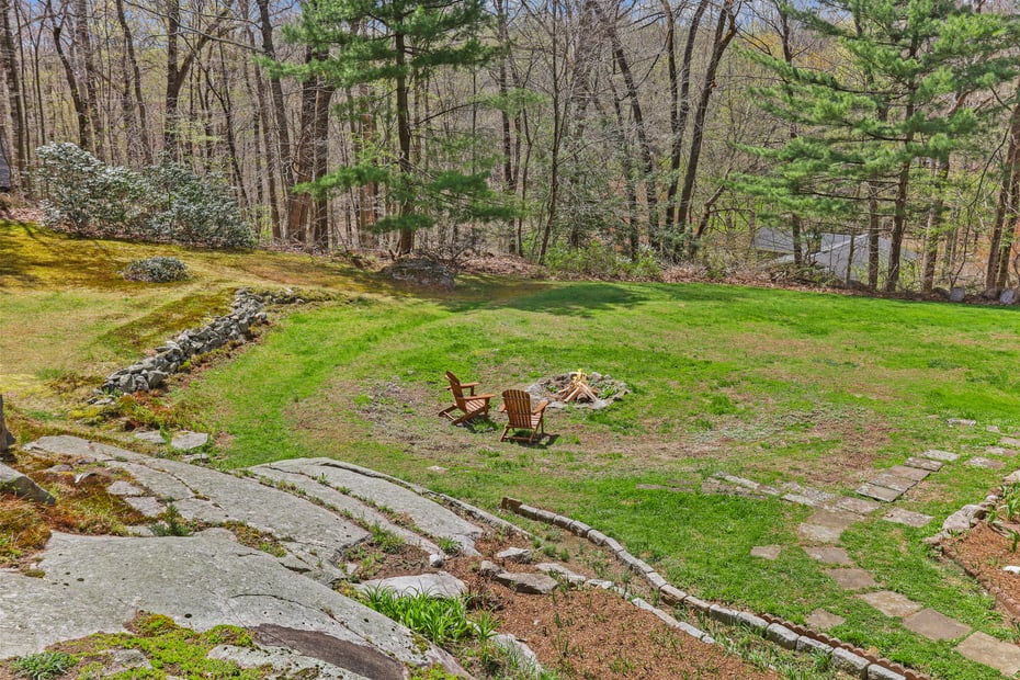 34 Glen Drive Photo 18