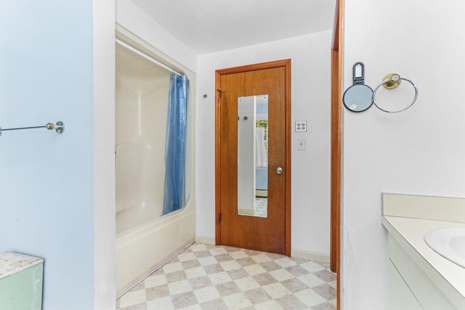34 Glen Drive Photo 33