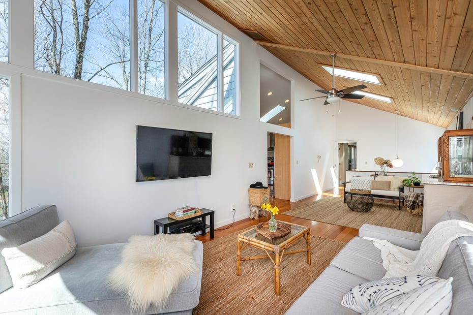 40 Interlaken Estates Photo 3