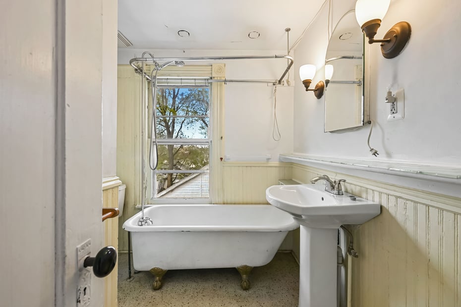 23 Quintard Avenue Photo 24