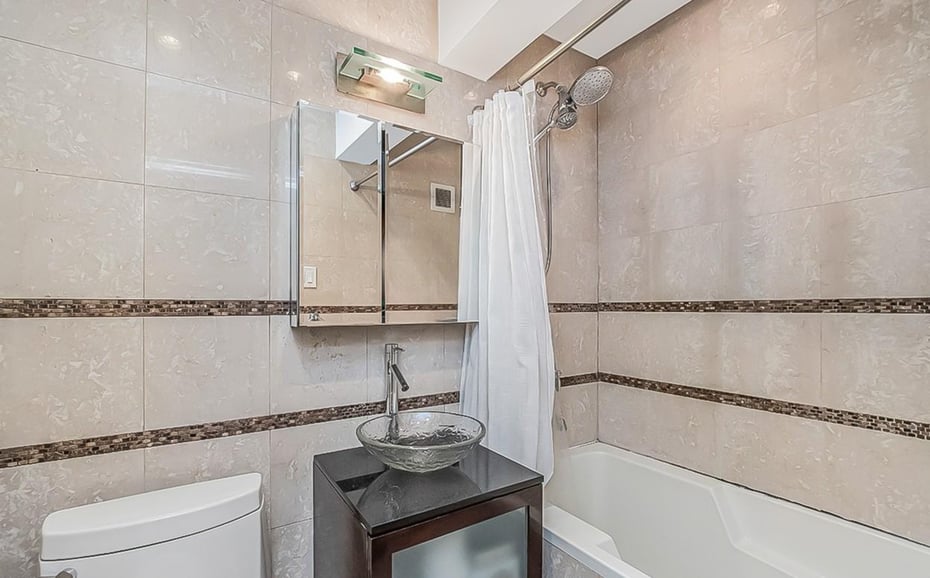 1874 Pelham Parkway S  #4A Photo 8