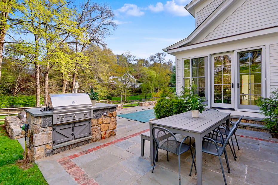 10 Cedar Lane Photo 26
