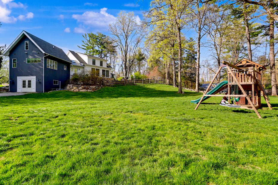 10 Cedar Lane Photo 27