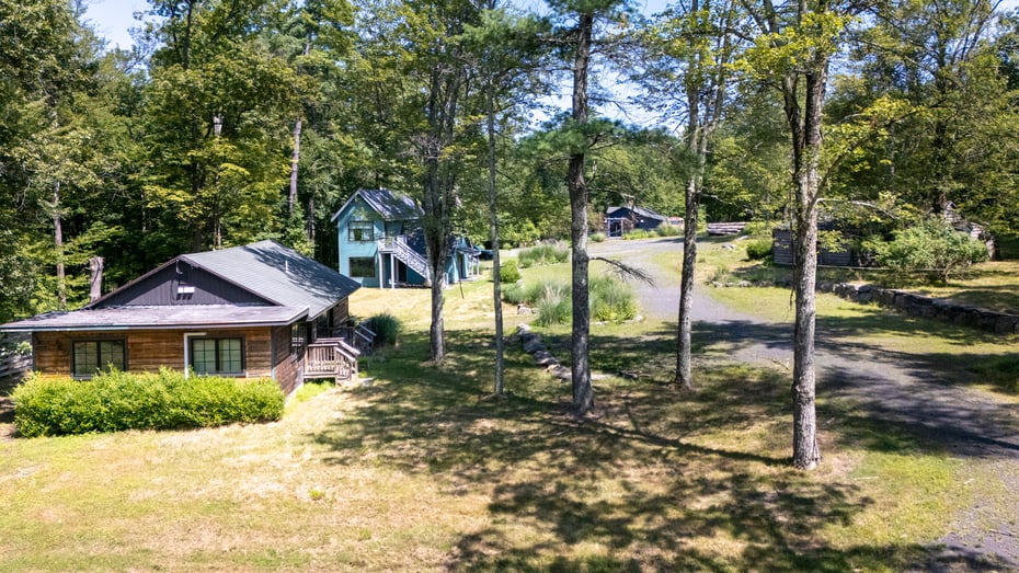 20 Country Club Lane Photo 9