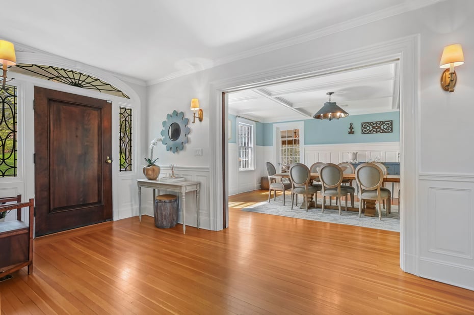 16 Lookout Drive North Photo 7