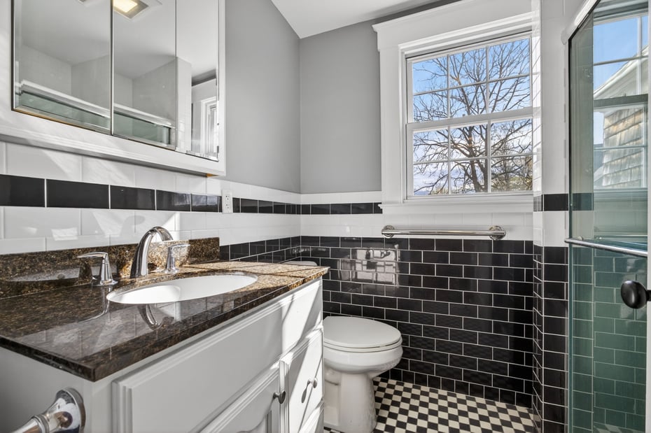 314 Ocean Avenue Photo 24
