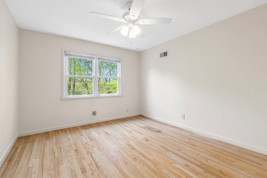 30 Claudet Way Photo 19