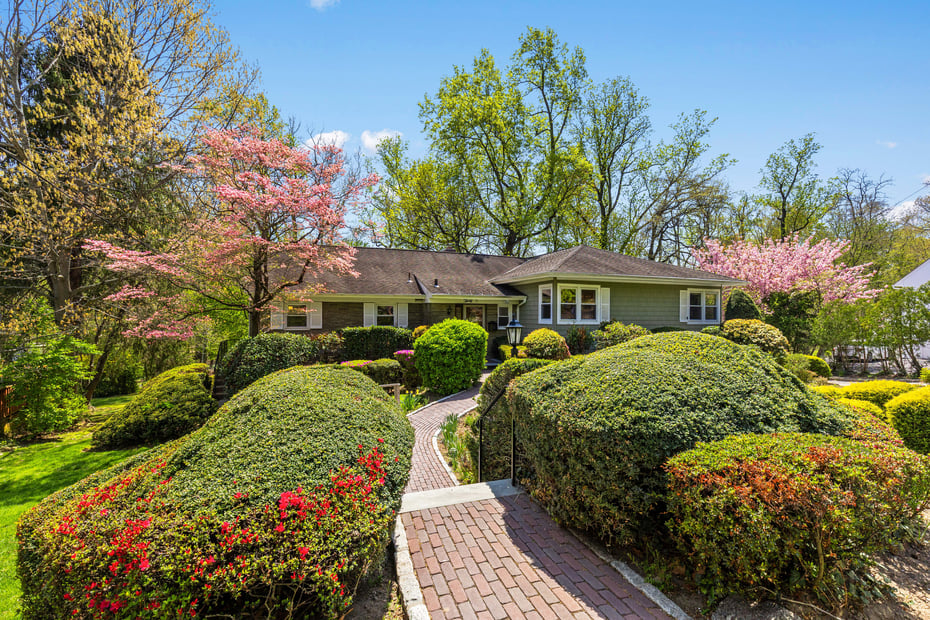 30 Claudet Way Photo 35