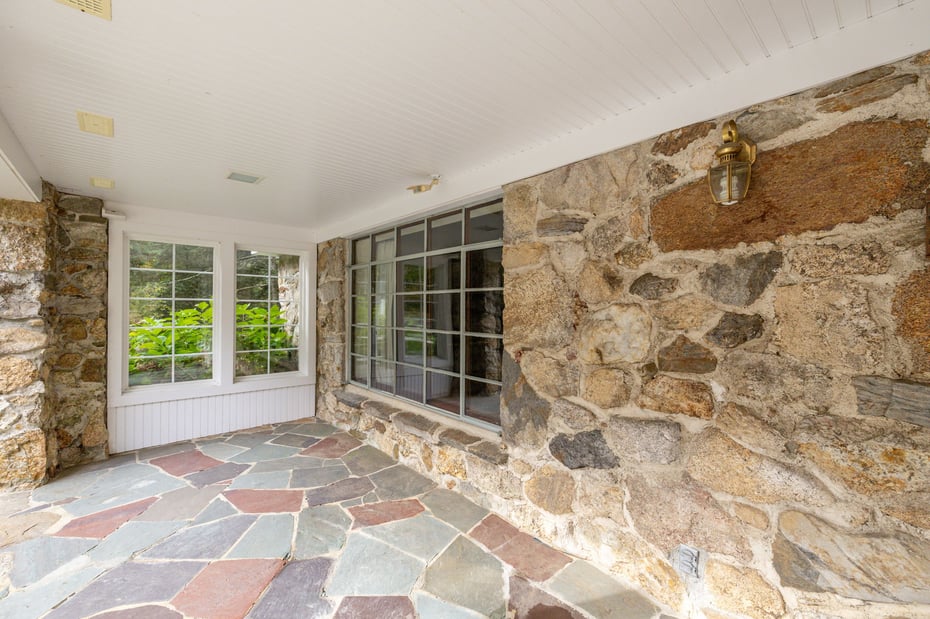 418 Plymouth Road Photo 11