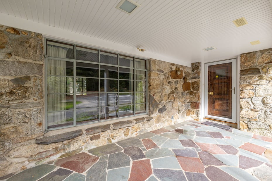 418 Plymouth Road Photo 12