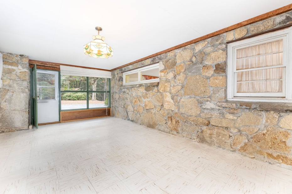 418 Plymouth Road Photo 32