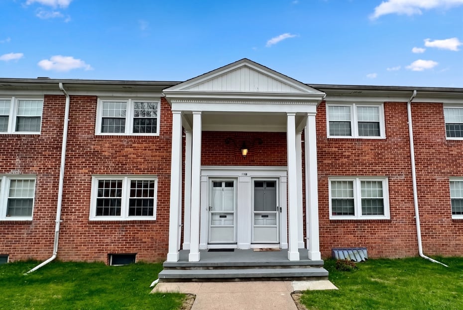 1160 Whitney Avenue  #E Photo 2