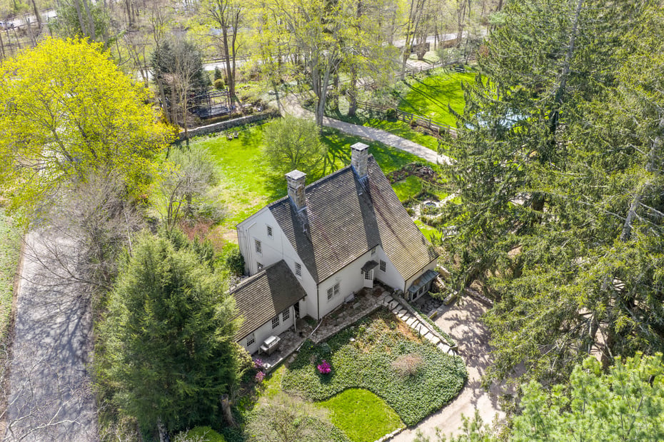 313 Umpawaug Road Photo 37