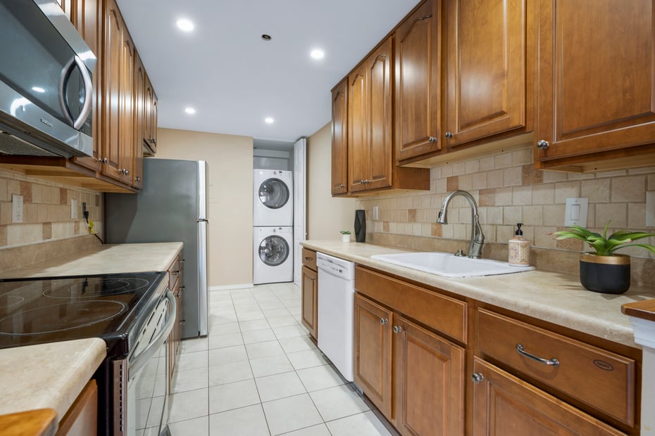 55 N Broadway  #3-14 Photo 15