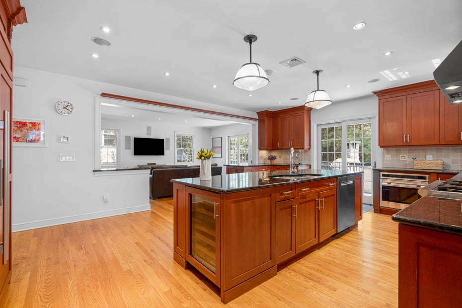 210 Cliff Avenue Photo 10