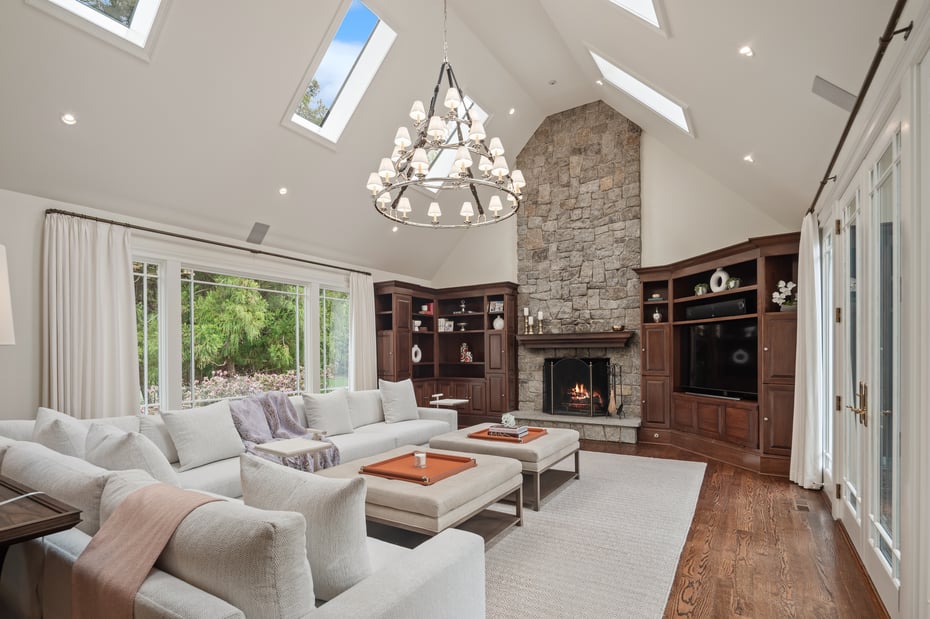 7 Spruce Meadow Court Photo 13