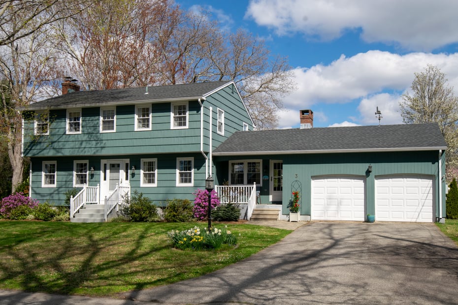 3 Deerfield Road Photo 1