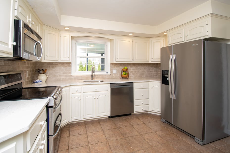 3 Deerfield Road Photo 7