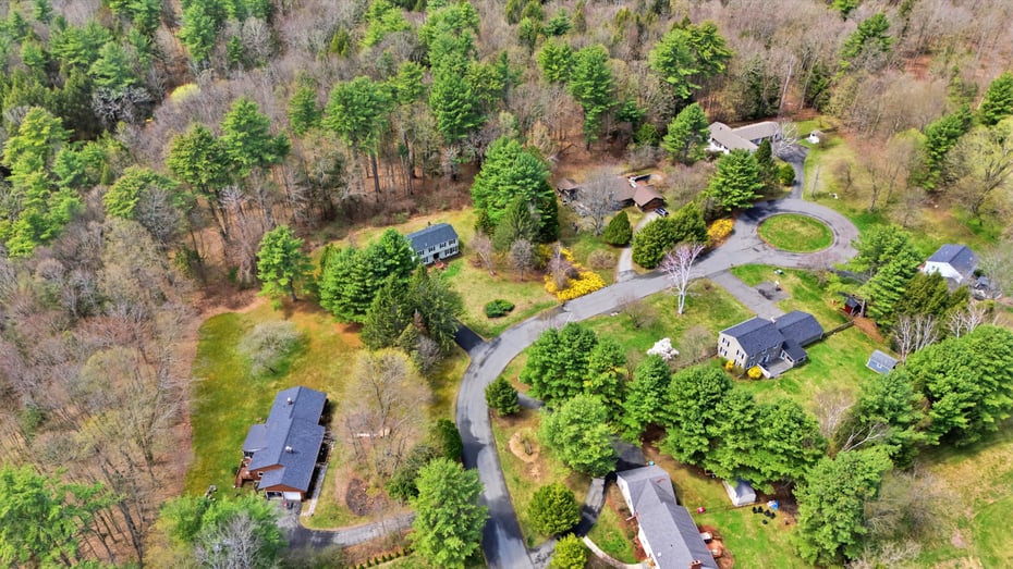 31 Pinecrest Dr Photo 37
