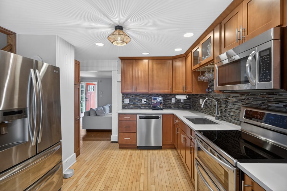 203 Burroughs Road Photo 3