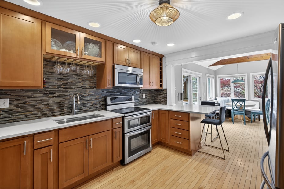 203 Burroughs Road Photo 4
