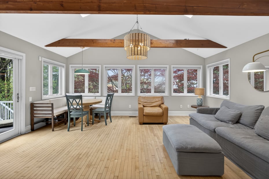 203 Burroughs Road Photo 6