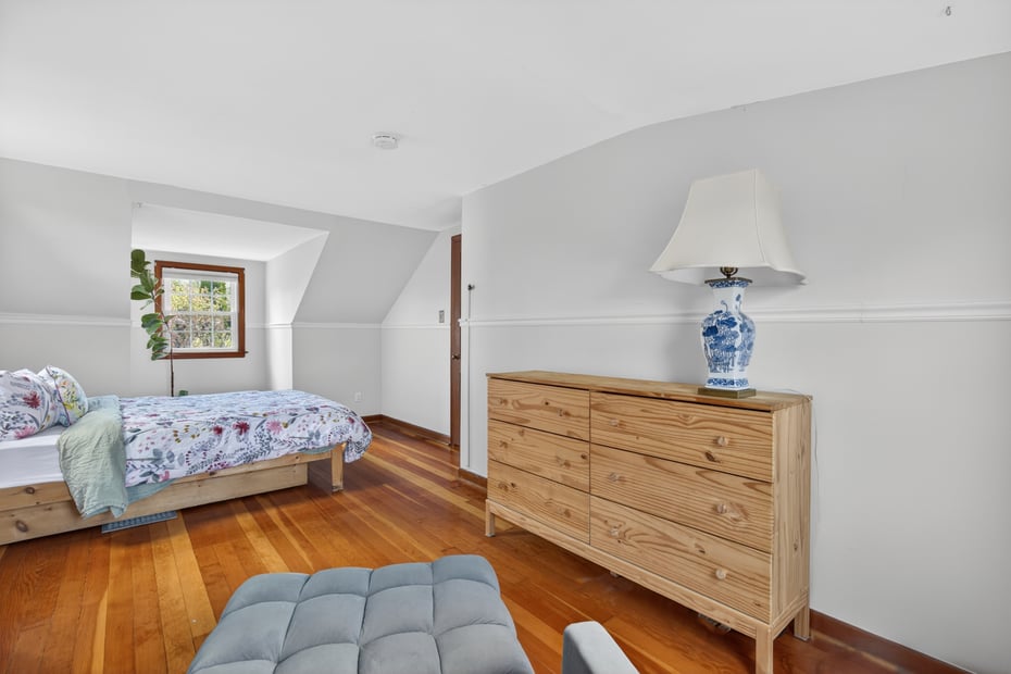 203 Burroughs Road Photo 13