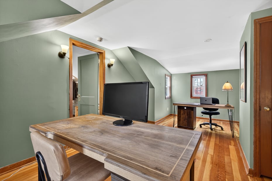 203 Burroughs Road Photo 14