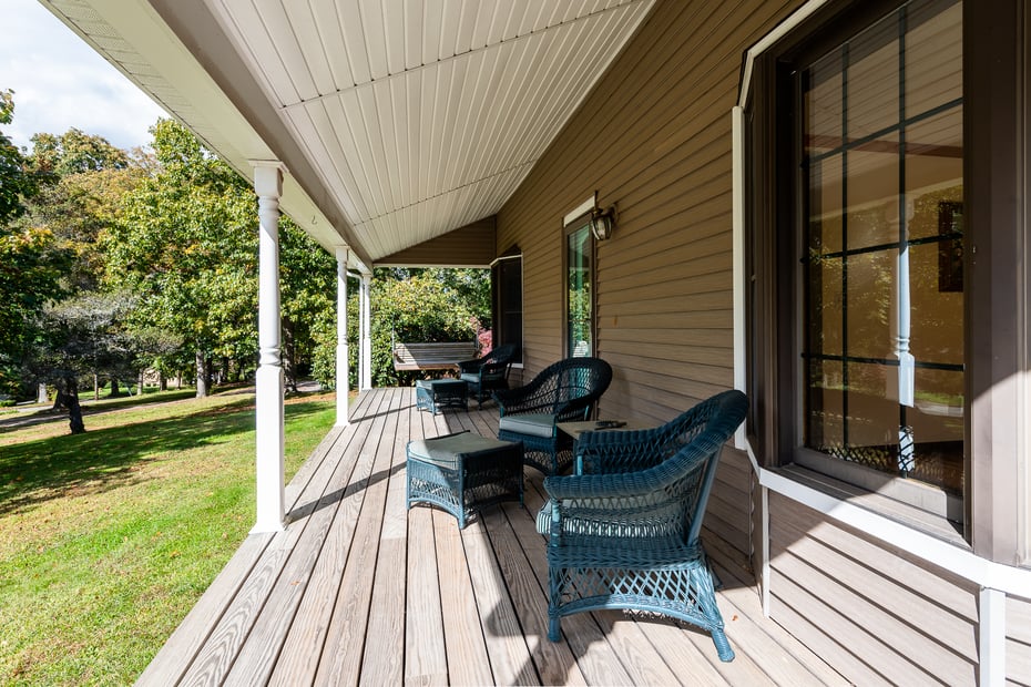 131 Hemlock Drive Photo 4