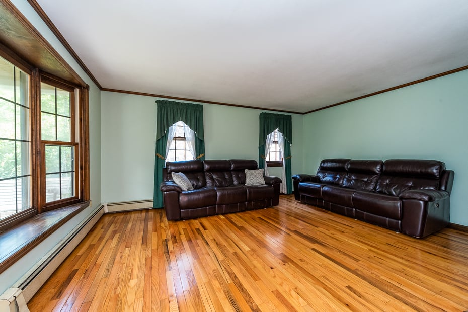 131 Hemlock Drive Photo 17
