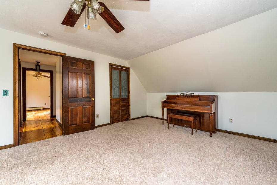 131 Hemlock Drive Photo 31