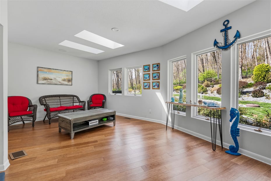 146 Lantern Park Lane South Photo 18