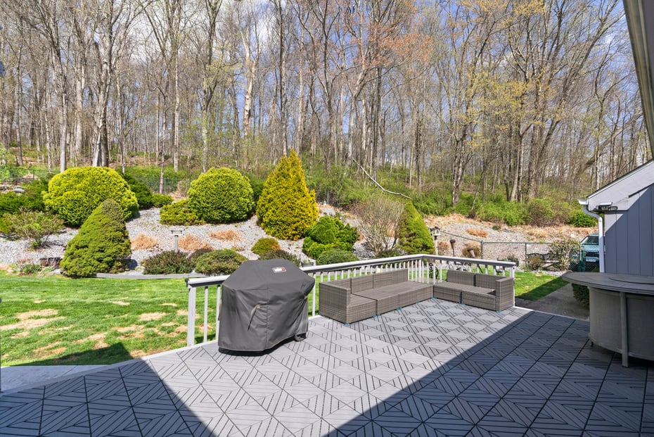 146 Lantern Park Lane South Photo 31