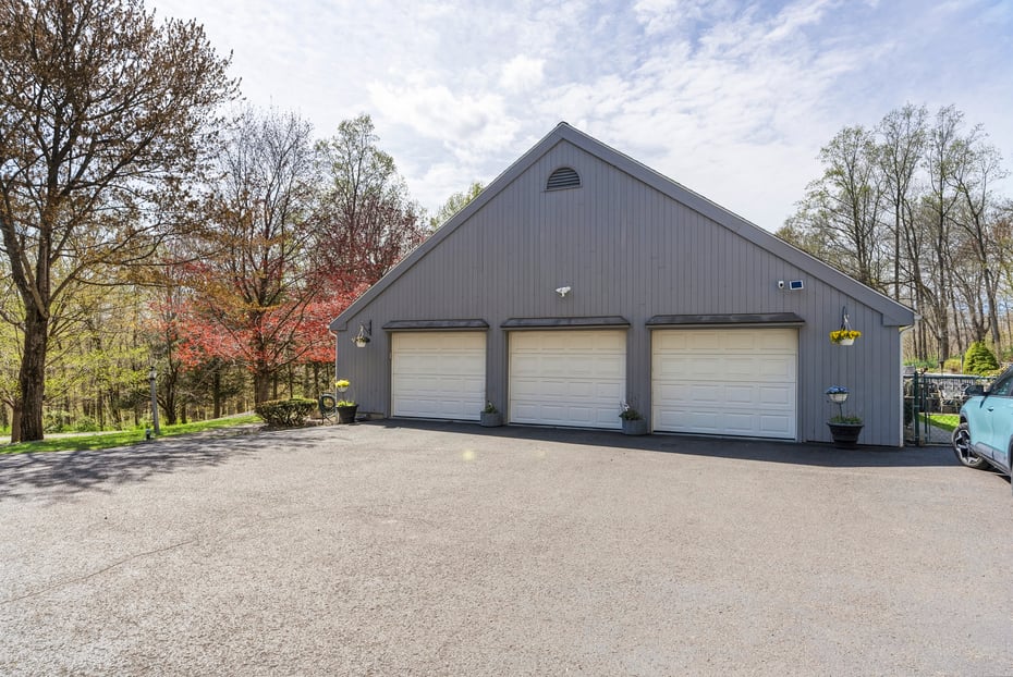 146 Lantern Park Lane South Photo 34