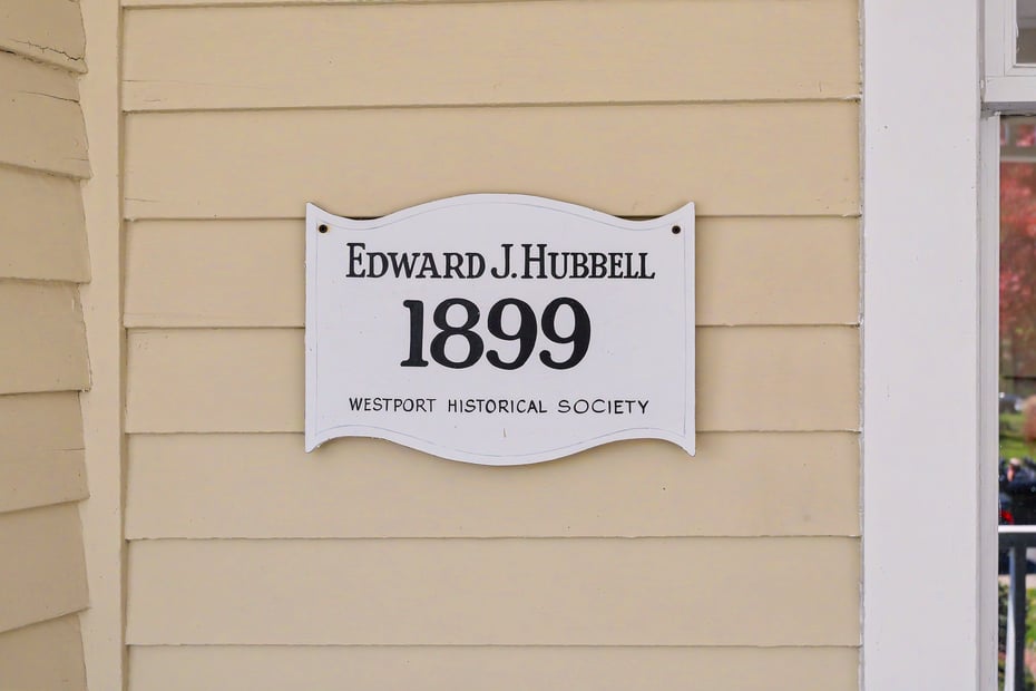 462 Riverside Avenue Photo 3
