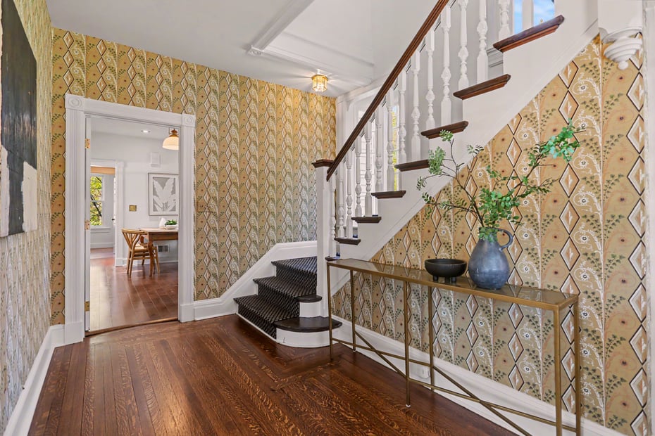 462 Riverside Avenue Photo 5