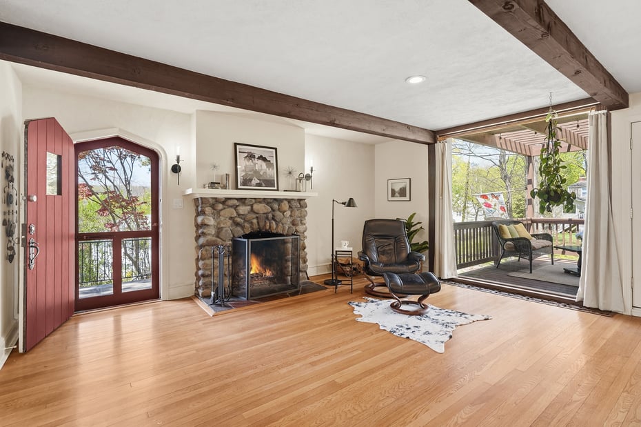 45 Chestnut Street Photo 6
