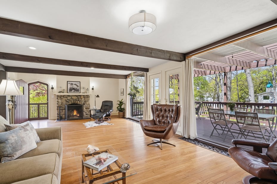45 Chestnut Street Photo 10