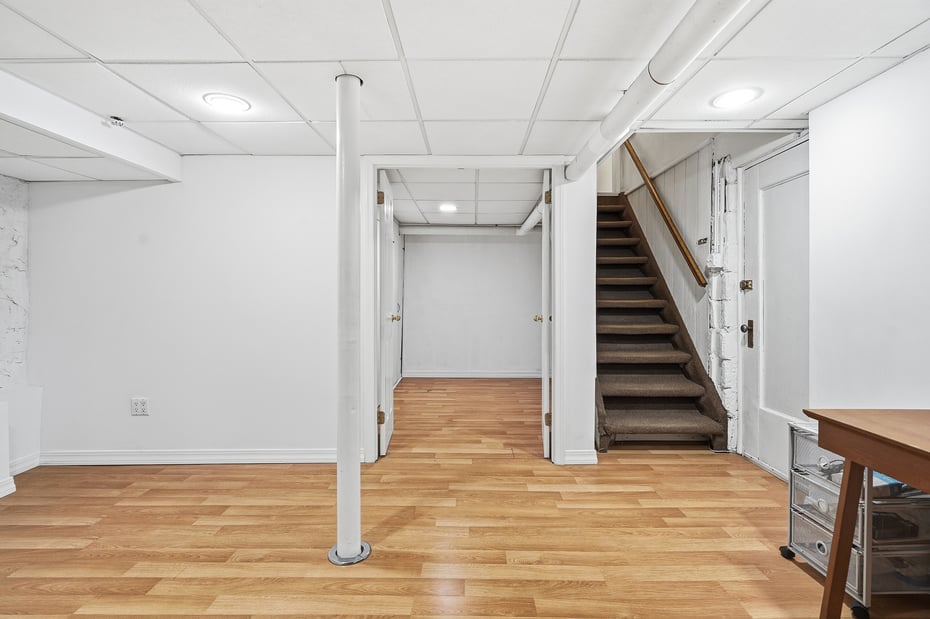 45 Chestnut Street Photo 33