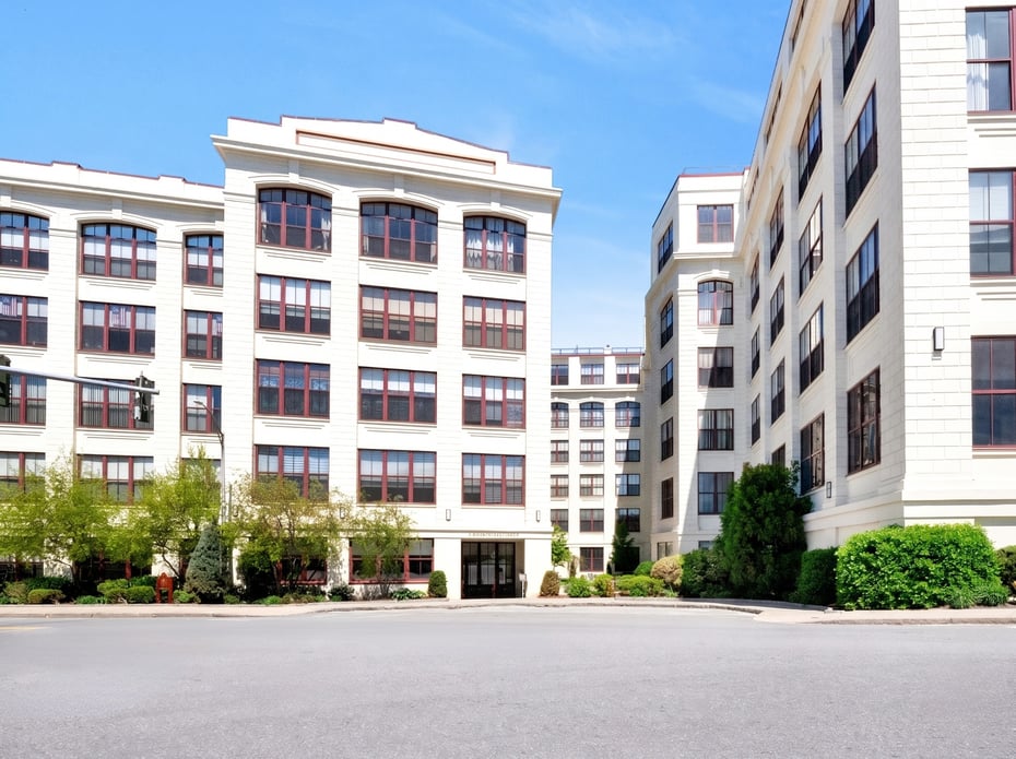 1 Scarsdale Road  #319 Photo 1