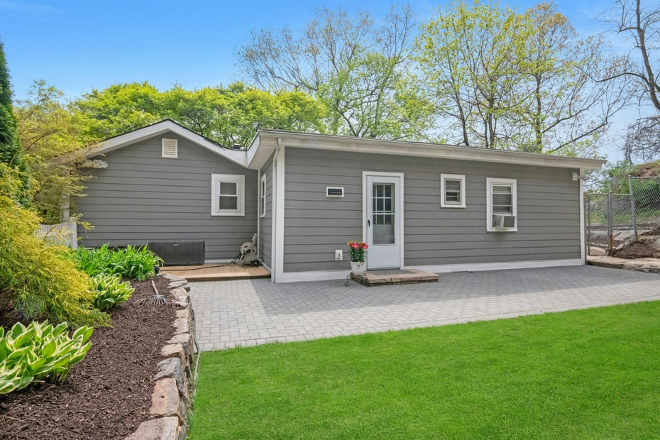 199 Taxter Road Photo 28