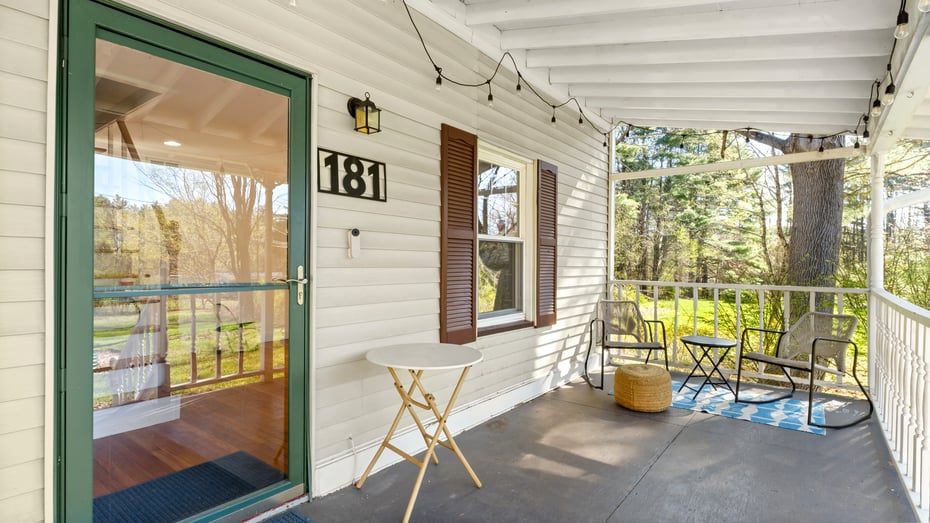 181 New Lenox Rd Photo 2