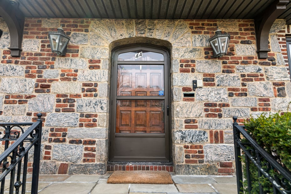 44 Fenimore Road Photo 2