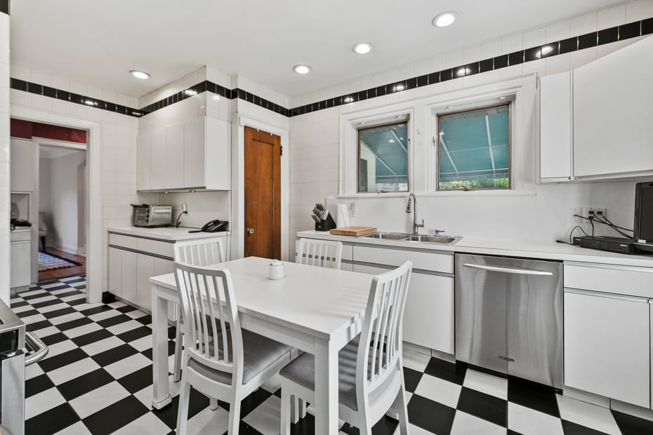 44 Fenimore Road Photo 12