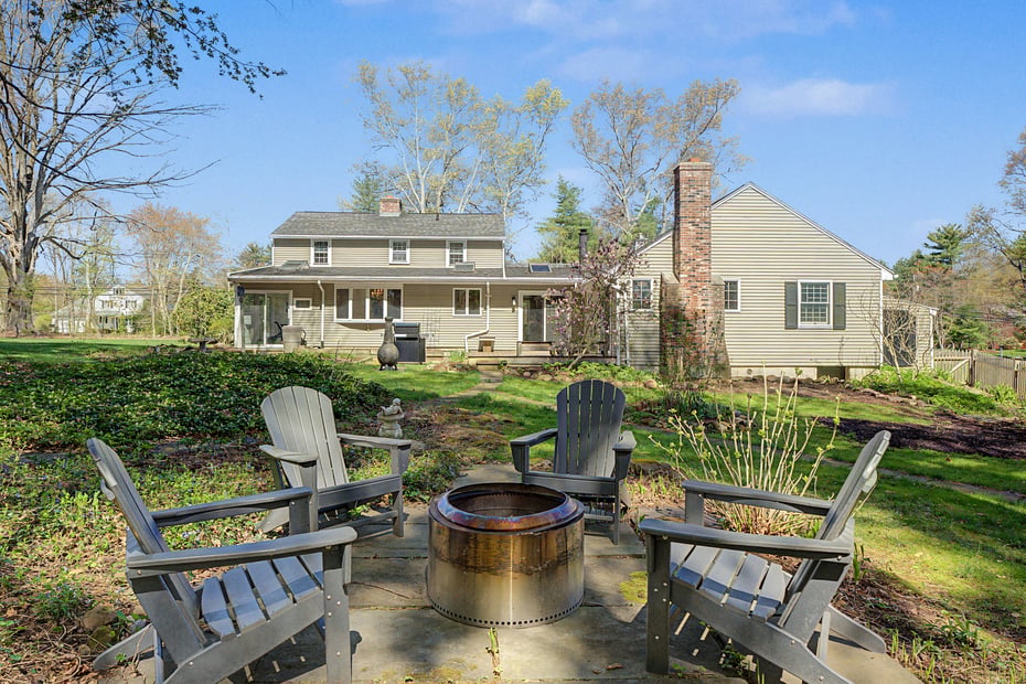 304 Bushy Hill Road Photo 36